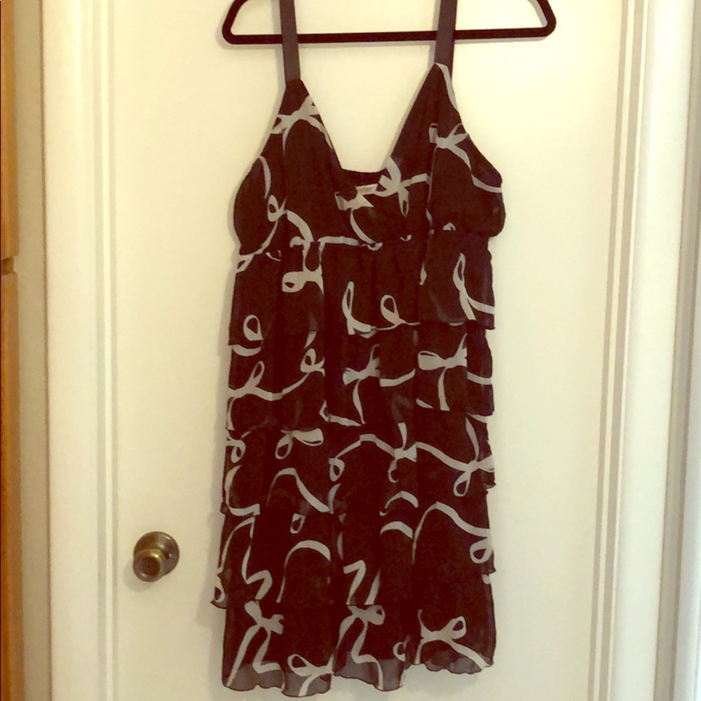 Black and white tiered ruffle dress size XL